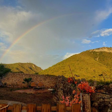 Corral D'En Romagosa Guest House Begues Ngoại thất bức ảnh