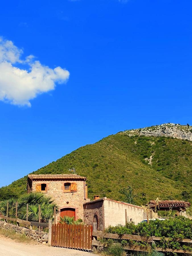 Corral D'En Romagosa Guest House Begues Ngoại thất bức ảnh