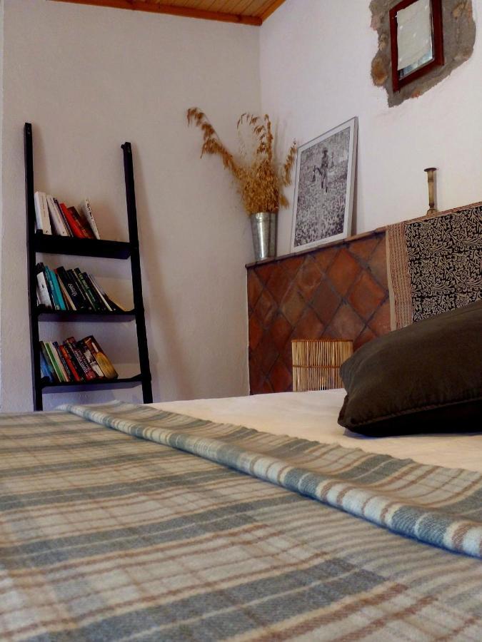 Corral D'En Romagosa Guest House Begues Ngoại thất bức ảnh