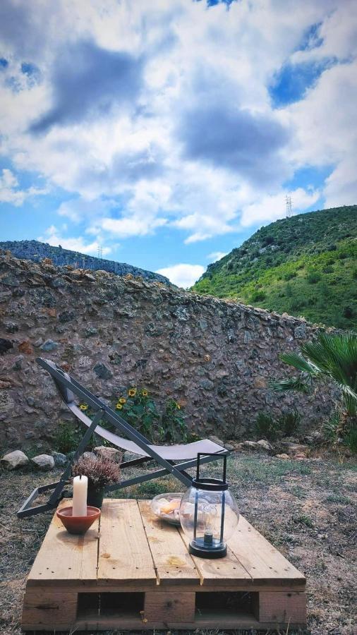 Corral D'En Romagosa Guest House Begues Ngoại thất bức ảnh