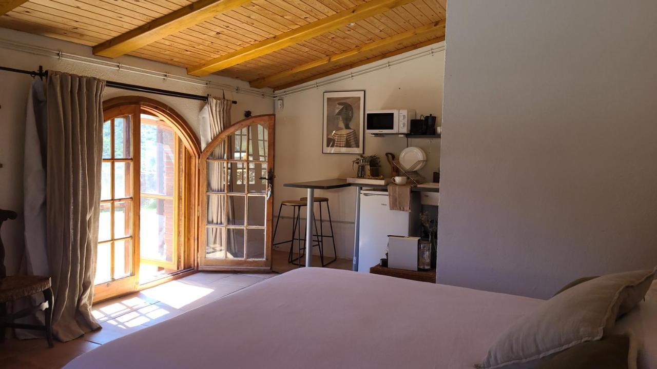 Corral D'En Romagosa Guest House Begues Ngoại thất bức ảnh